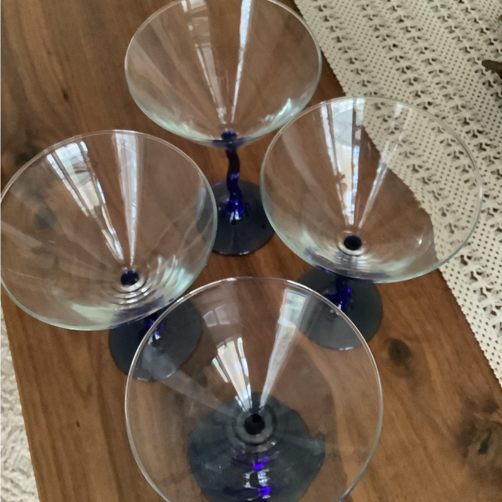 Libbey set of 4 Blue Stem Martini Glass Set - Picture 4 of 5